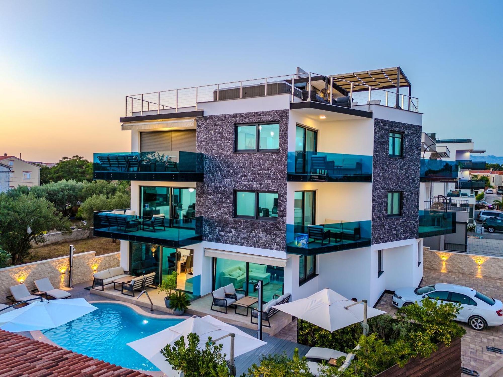 Luxury Apartments Vilamaloca Vir Eksteriør bilde