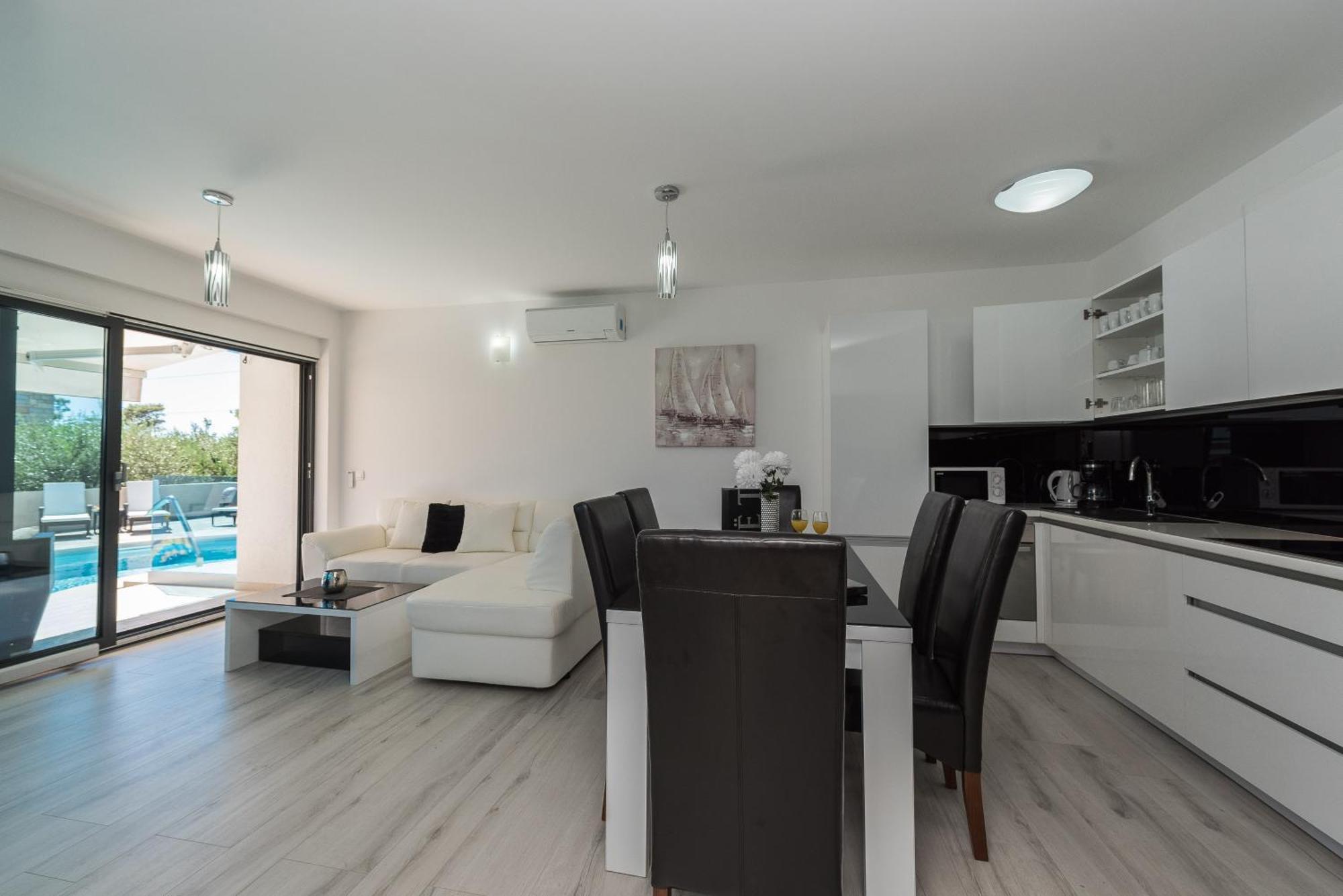 Luxury Apartments Vilamaloca Vir Eksteriør bilde